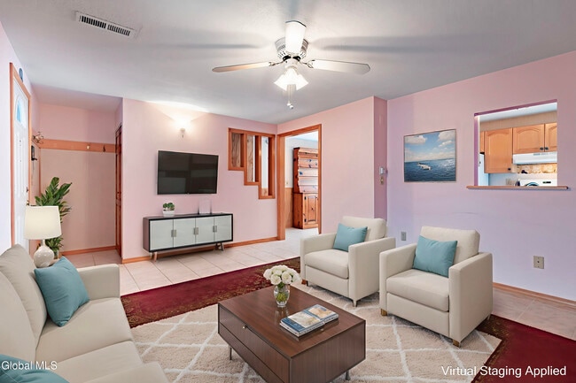 Building Photo - 43 Commons Dr