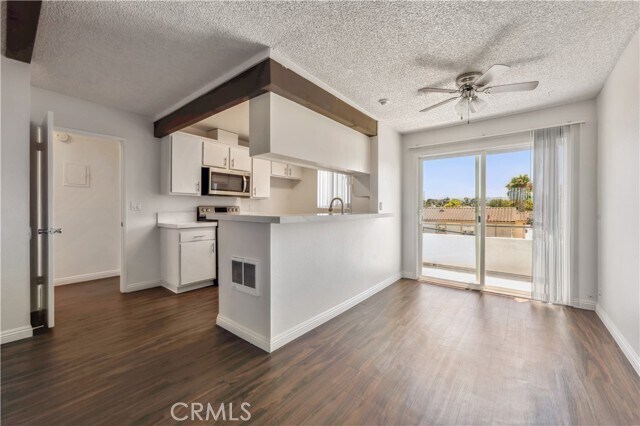 Building Photo - 415 S Prospect Ave