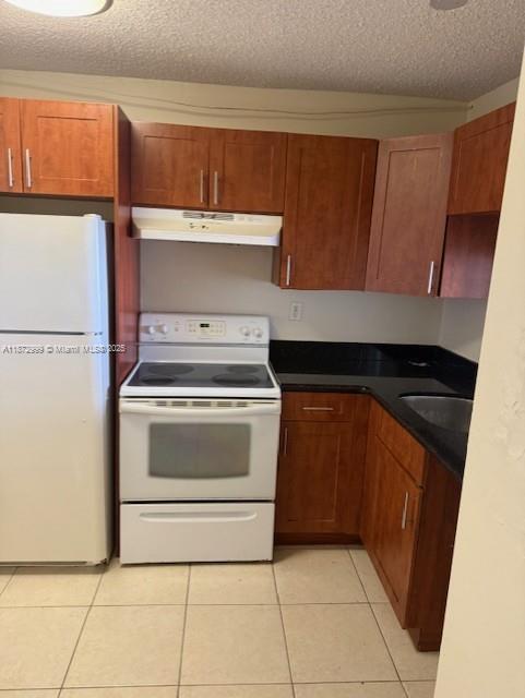 Building Photo - 492 NW 165th St