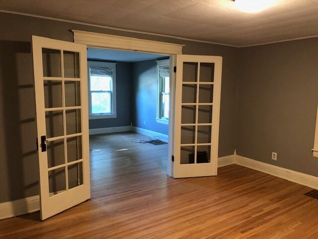 Building Photo - 408 Myrtle Ave