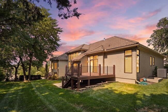 Building Photo - 9638 Zarda Dr