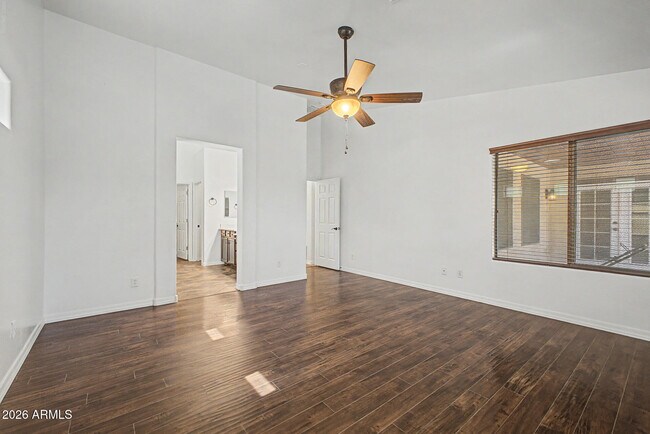 Building Photo - 25537 W Forest Grove Ave