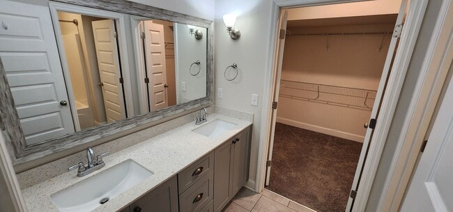 Building Photo - 5308 Nikki Way