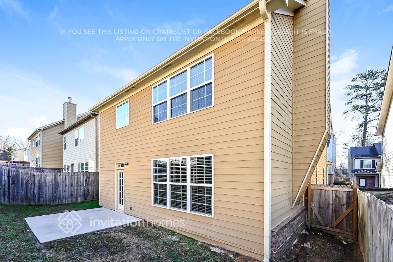 Building Photo - 5519 Chatham Cir NW