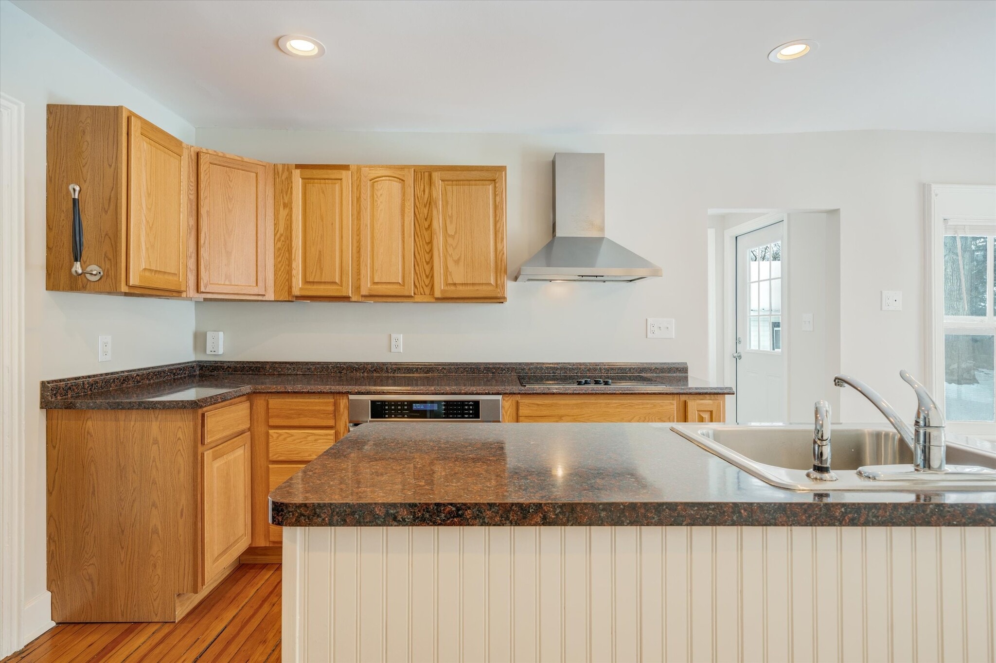 Building Photo - 6 Orchard St