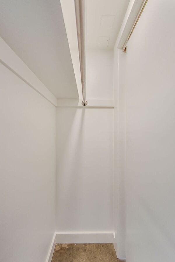 Building Photo - 595 Mariposa St