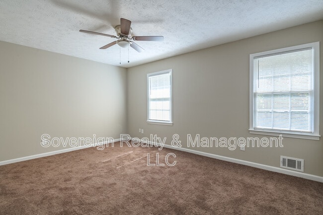 Building Photo - 366 Haymarket Ln