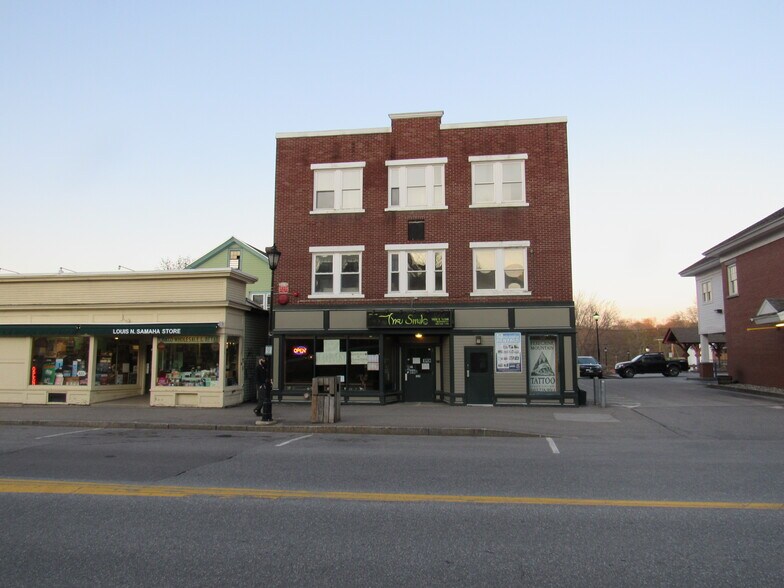135 Main - 135 Main St