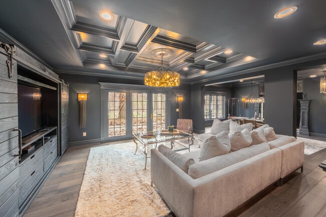 Building Photo - 16646 Brooklane Blvd