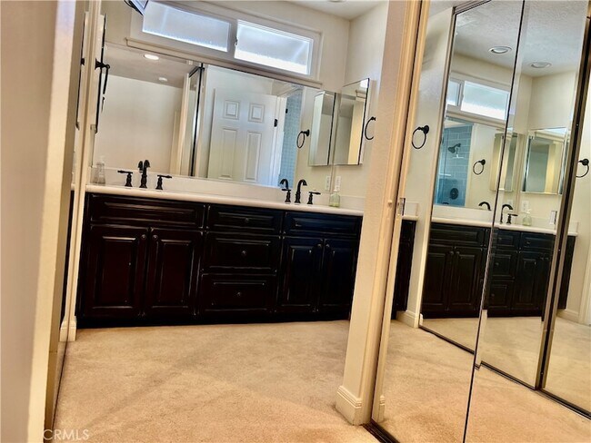 Building Photo - 24822 Via San Fernando