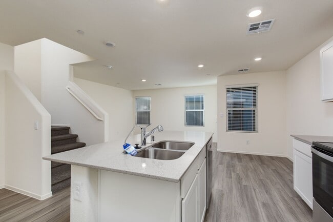 Building Photo - Stunning New-Build Townhouse in Growing 89139 Neighborhood