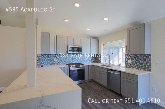 Building Photo - 4595 Acapulco St