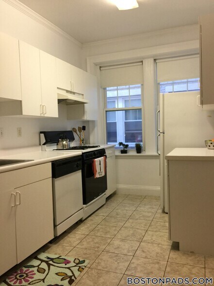 Building Photo - 115 Kilsyth Rd