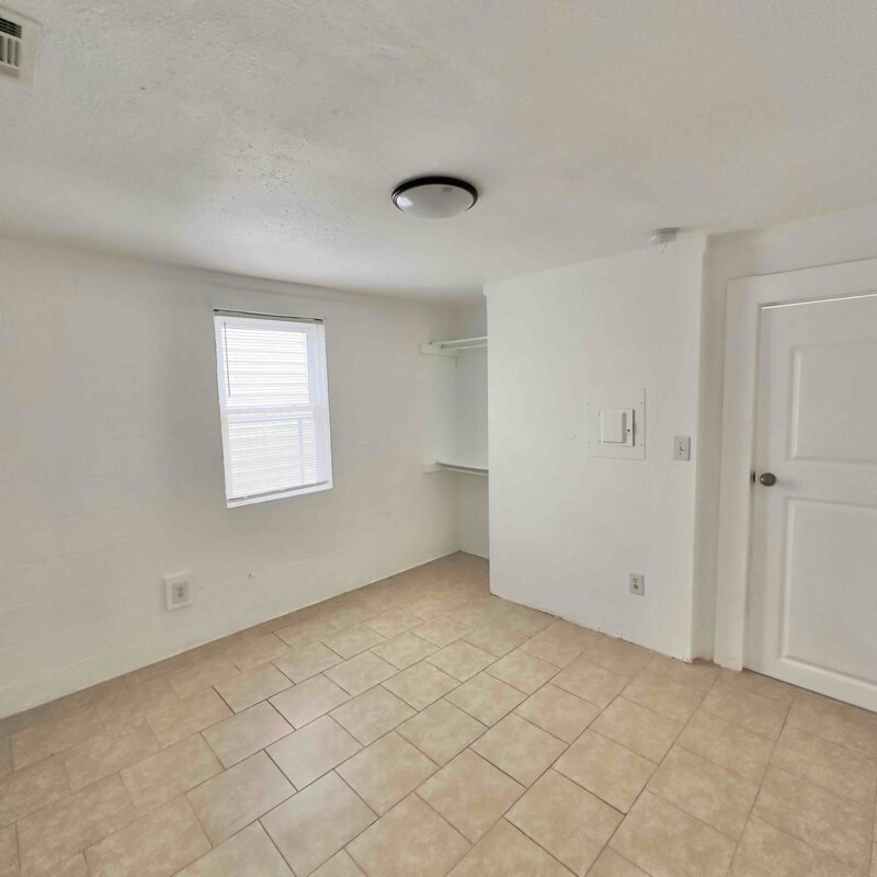 Building Photo - 8724 Forshey St