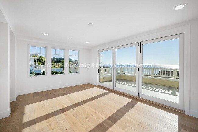 Building Photo - AVAILABLE JANUARY- Stunning Townhome in Avila Beach - 2 Bedroom / 2 Bathroom