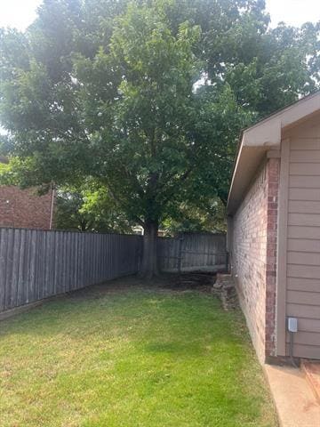 Building Photo - 6304 Fall River Dr