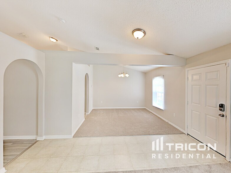 Building Photo - 4552 Gondolier Rd