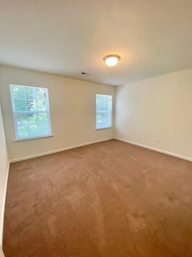 Building Photo - 149 Eagle Park Dr