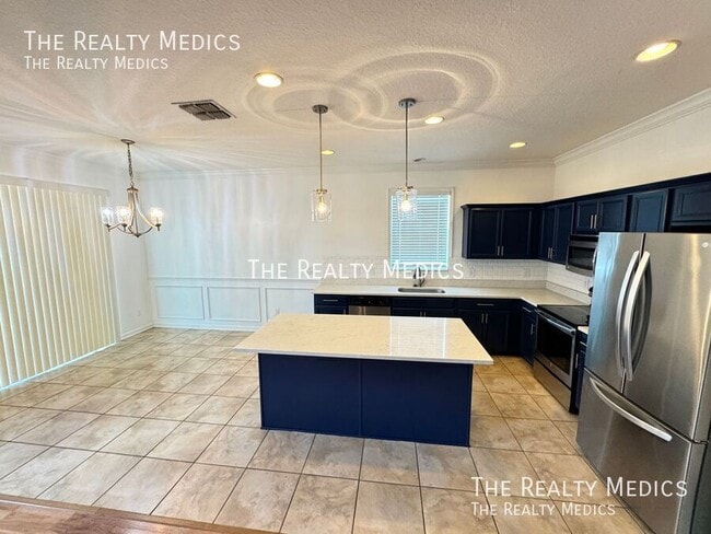 Building Photo - 308 Blue Cypress Dr