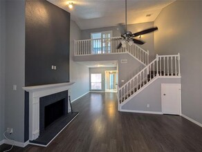 Building Photo - 12660 Hillcrest Rd