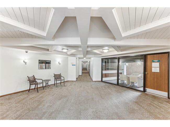 Building Photo - 3850 Plymouth Blvd