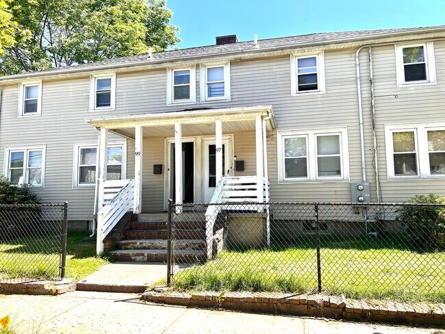 Building Photo - 126 Russell St