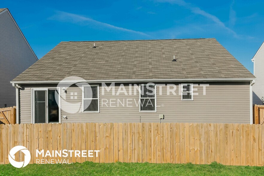 Building Photo - 308 Gourd St