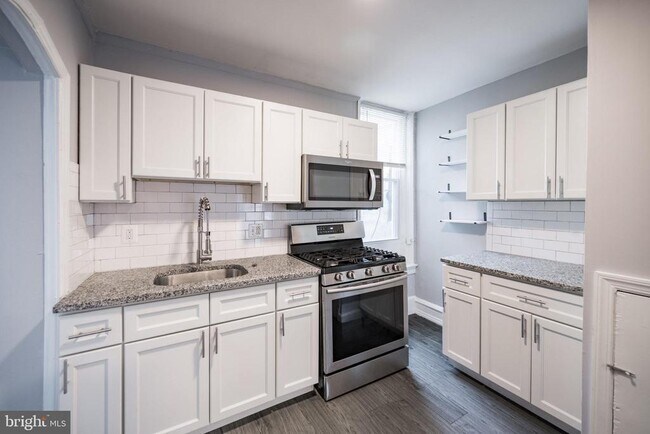 Building Photo - 5847 Willows Ave