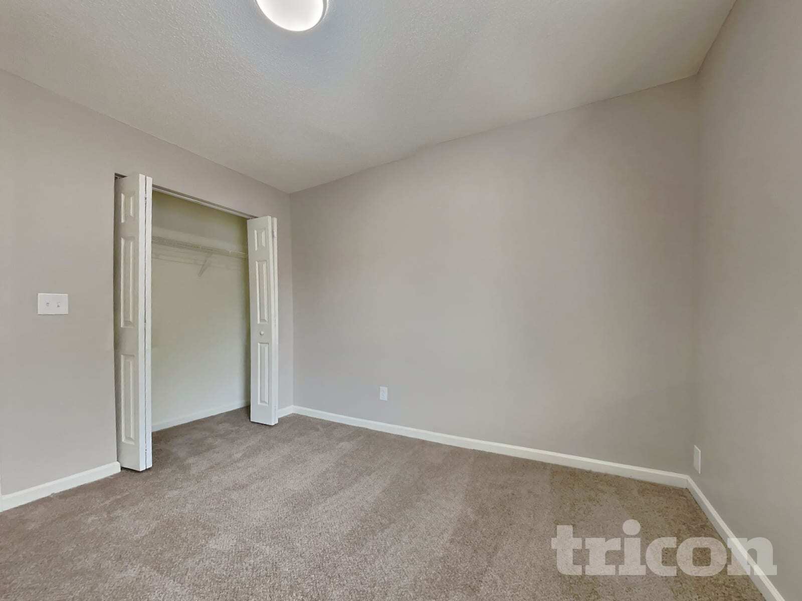 Building Photo - 26 Streamwood Way