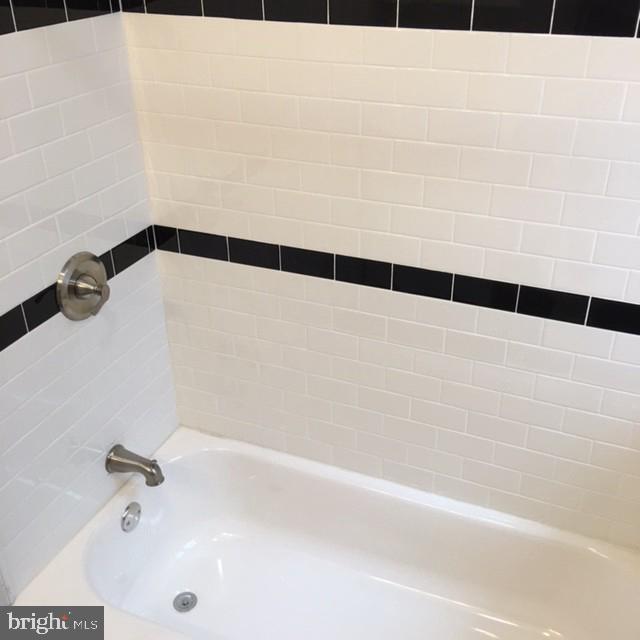 Building Photo - 5207 Hazel Ave