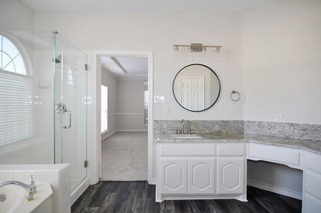 Building Photo - 521 Mustang Ridge Dr