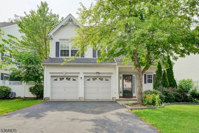 Primary Photo - 5 Marco Polo Ct