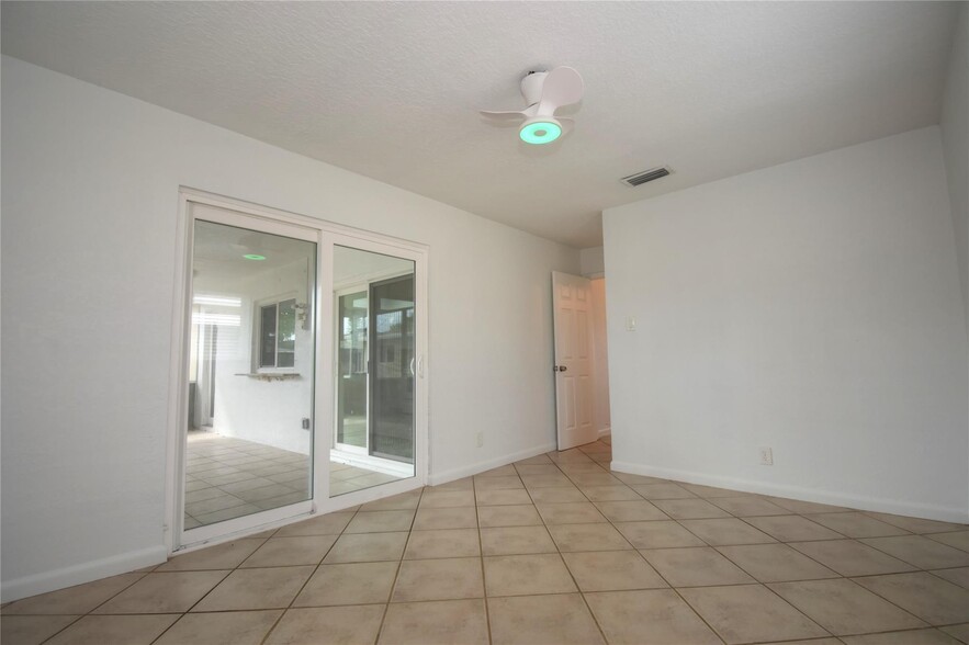 Building Photo - 960 NW 49th St