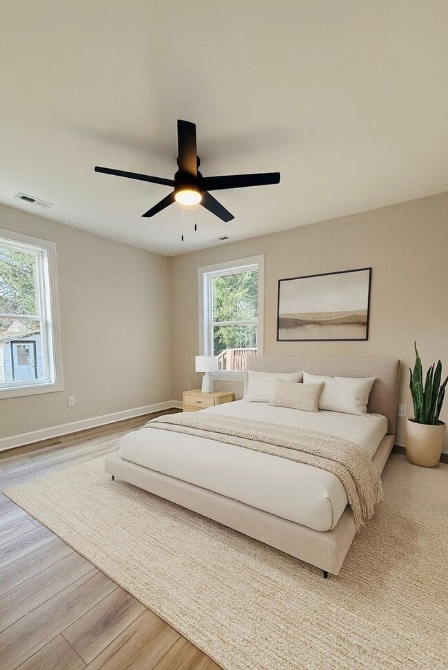 Building Photo - 603 McPherson St