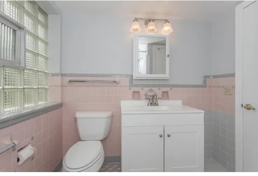 Bathroom - 7240 Bobby Ln