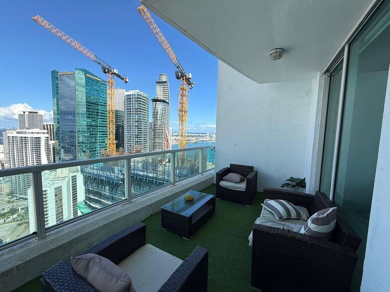 Building Photo - 31 SE 5th St