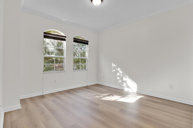 Building Photo - 2441 San Pietro Cir