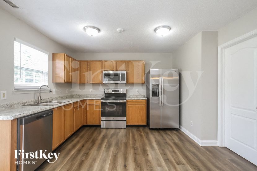 Building Photo - 1346 Alonzo Pl