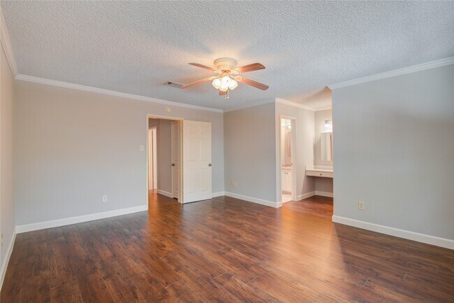Building Photo - 14529 Misty Meadow Ln