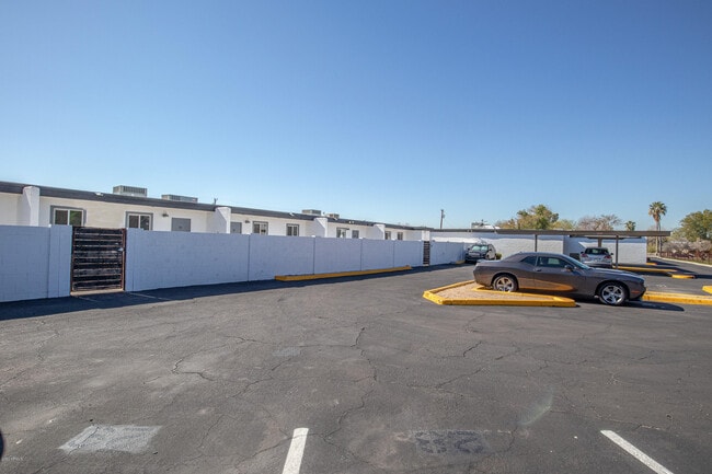Building Photo - 3311 N 18th St