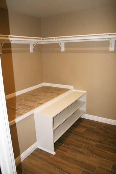Building Photo - 13065 Mindanao Way
