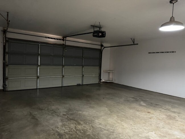 Building Photo - 7909 NW Terrace Hills Blvd