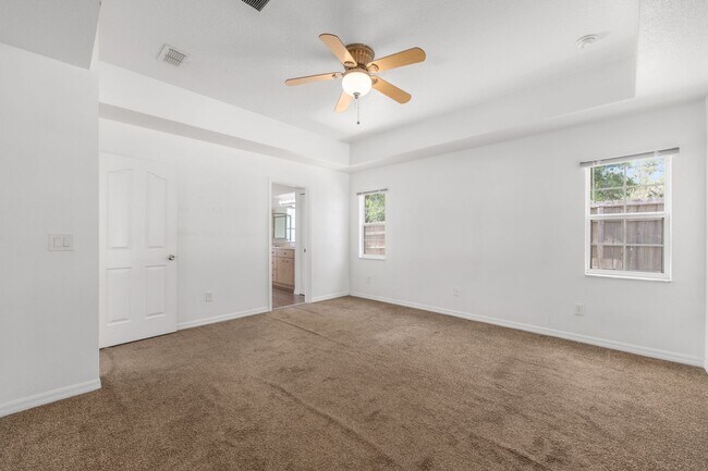 Building Photo - 7860 SW 204th Ave