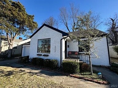 Primary Photo - 2117 S Delaware Ct