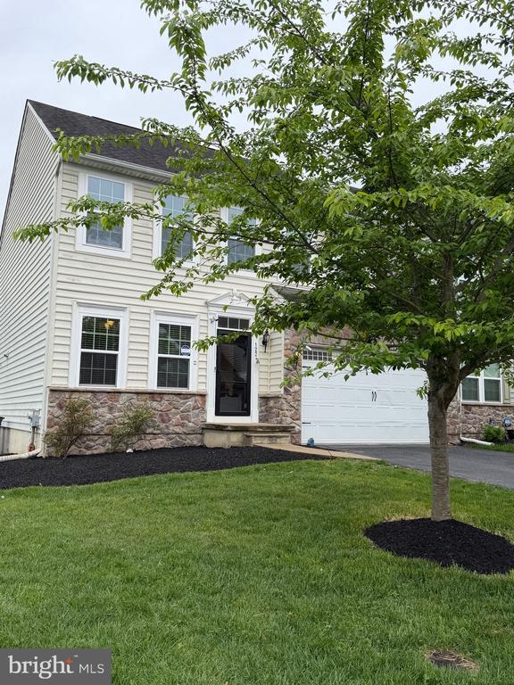 Building Photo - 122 E General Grey Ct