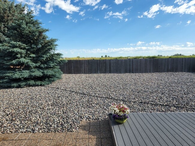 Building Photo - THIS IS A LEASE TAKEOVER, PLEASE CONTACT THE CURRENT TENANT, TANNER @ 801-688-4161 - Cute 3 Bed 1...