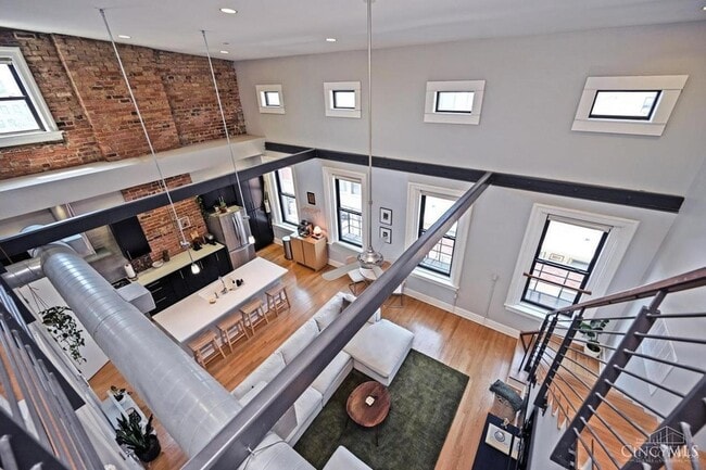 Building Photo - 27 Mercer St