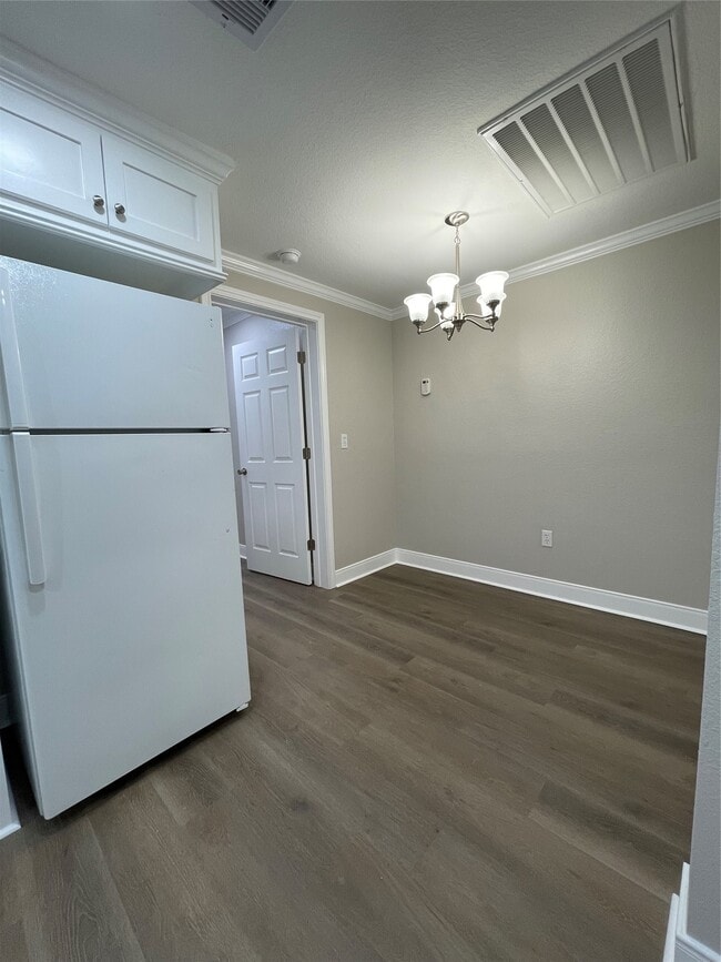 Building Photo - 309 Ryan St