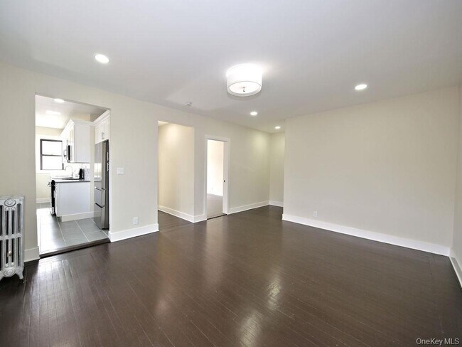 Building Photo - 130 Centre Ave