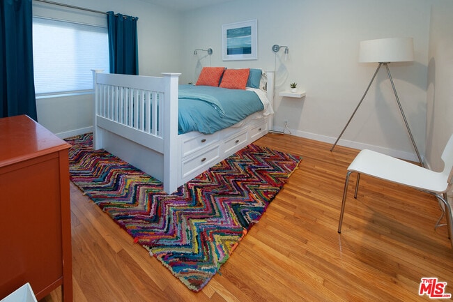 Building Photo - 5226 College View Ave